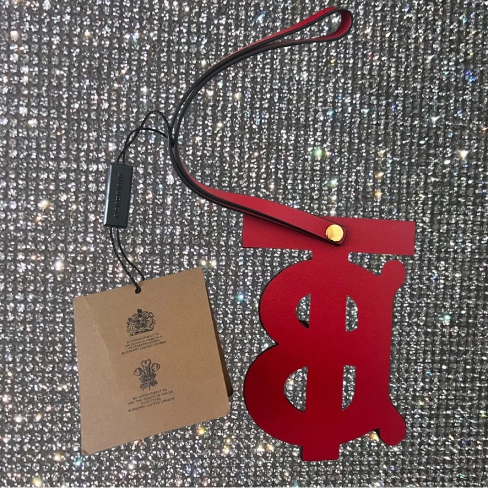 Burberry bag charm tag Red Leather Tb Bag Charm gold logo travel letter B luxe